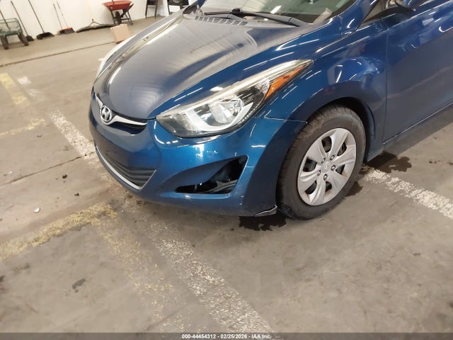 Hyundai ELANTRA Se