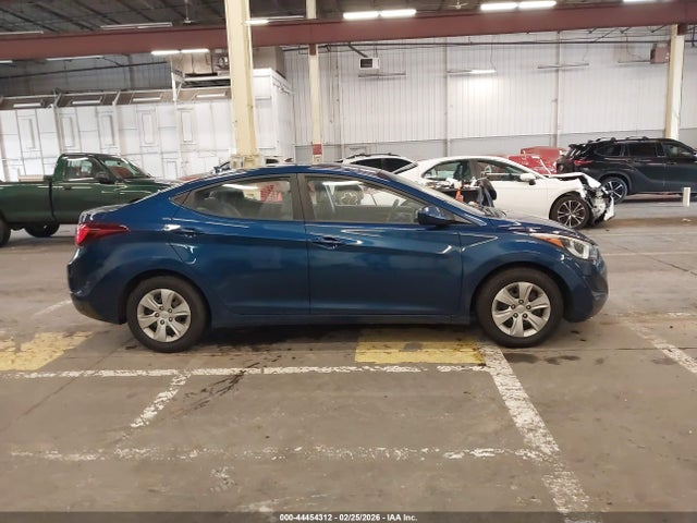 Hyundai ELANTRA Se