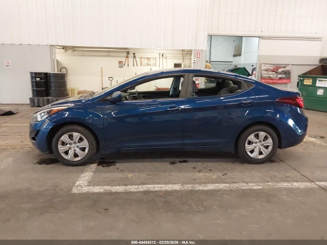 Hyundai ELANTRA Se