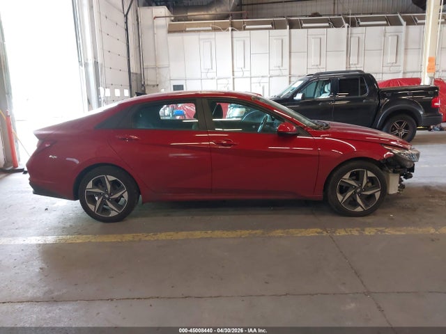 Hyundai ELANTRA Sel