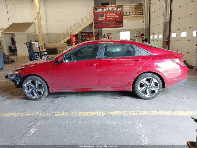 Hyundai ELANTRA Sel