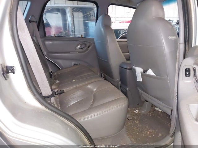Mazda Tribute