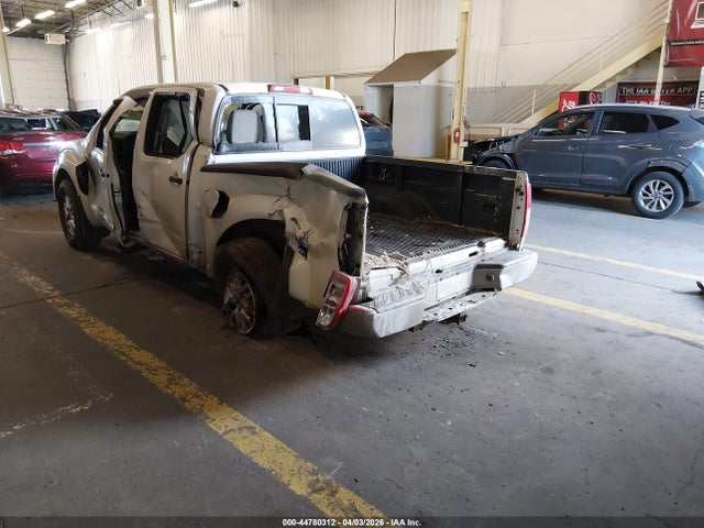 Nissan Frontier Sv
