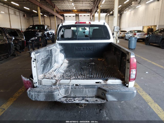 Nissan Frontier Sv