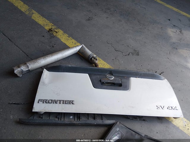 Nissan Frontier Sv