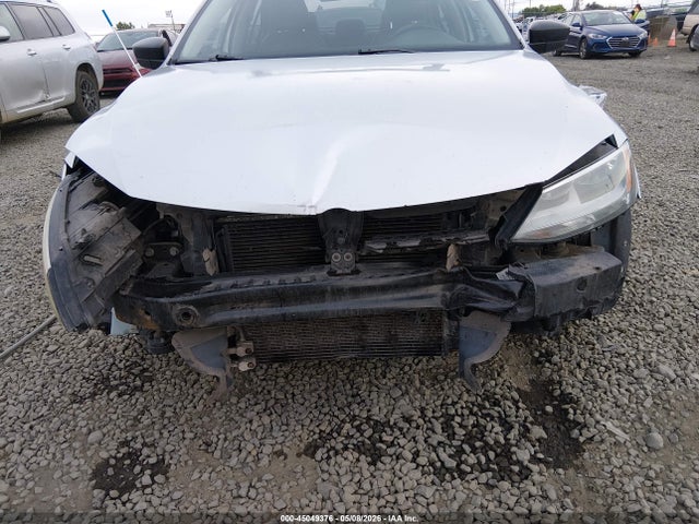 Volkswagen Jetta 2.0l S