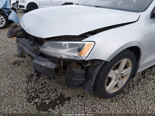 Volkswagen Jetta 2.0l S
