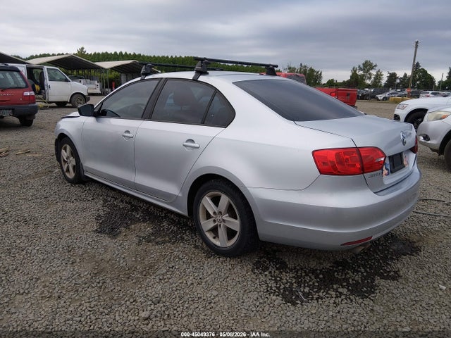 Volkswagen Jetta 2.0l S
