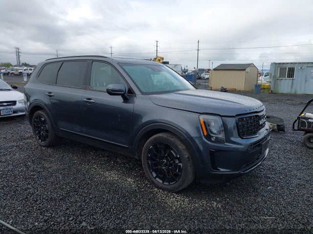Salvage Kia Telluride Image