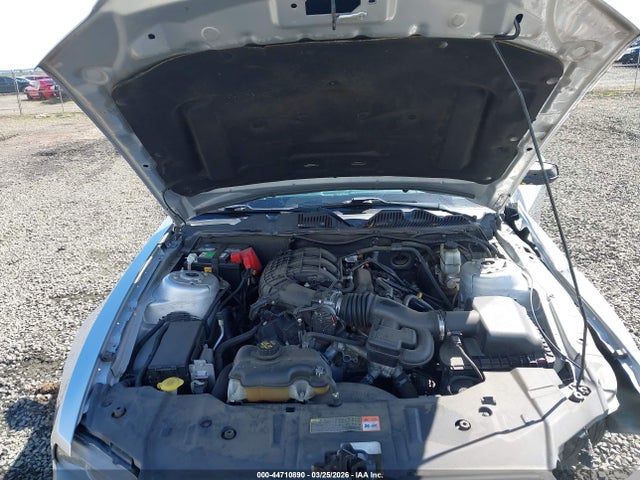 Ford Mustang V6