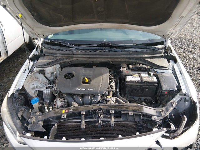 Hyundai ELANTRA Sel