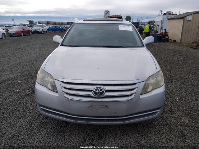 Toyota Avalon Xl