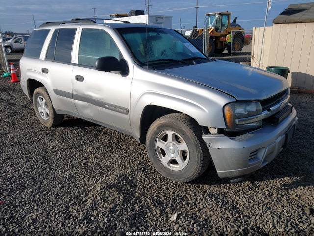 Salvage Chevrolet Trailblazer Image