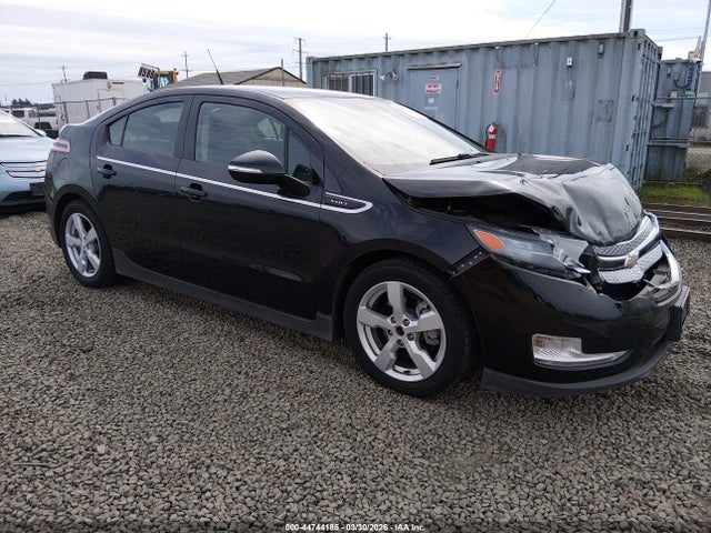 Salvage Chevrolet Volt Image
