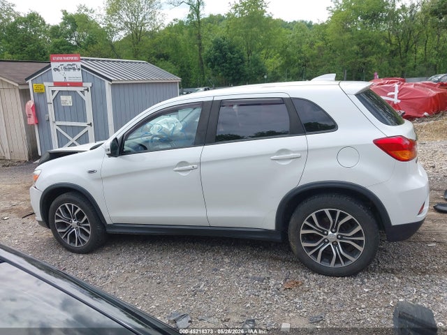 Mitsubishi Outlander 2.0 Es
