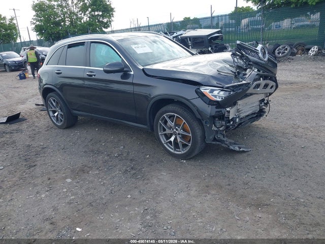Salvage Mercedes-Benz GLC Image