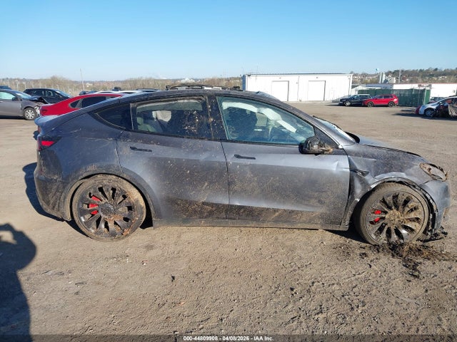 Tesla Model Y Performance Dual Motor All-wheel Drive