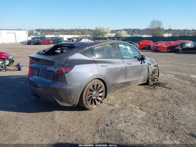 Tesla Model Y Performance Dual Motor All-wheel Drive