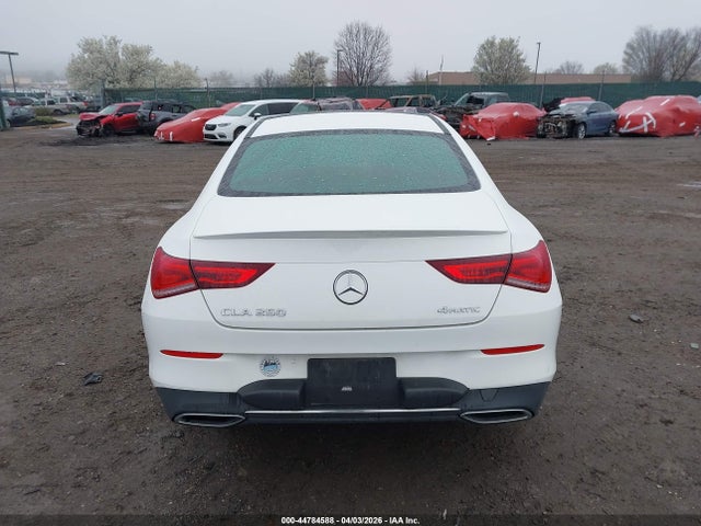 Mercedes-Benz Cla-class 4matic