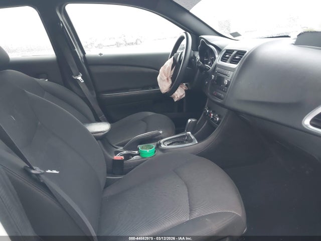 Dodge Avenger Se
