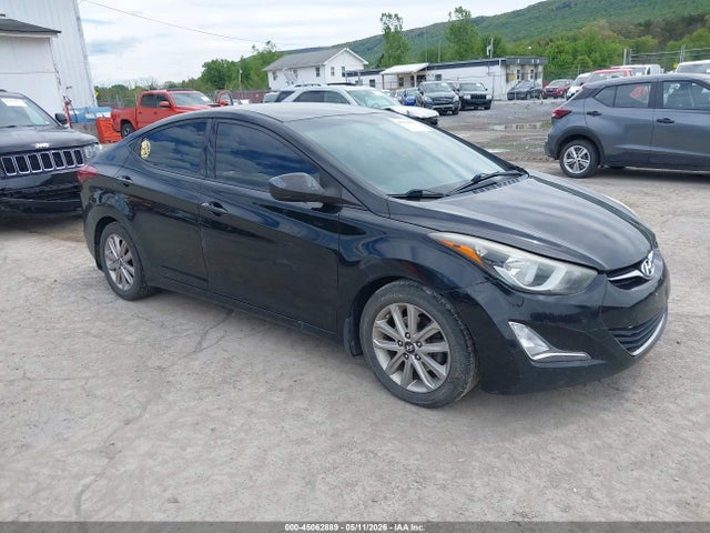 Salvage Hyundai ELANTRA Image