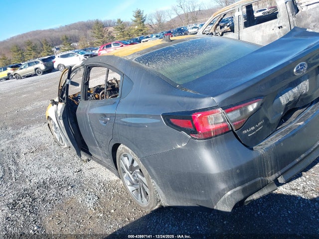 Subaru Legacy Limited