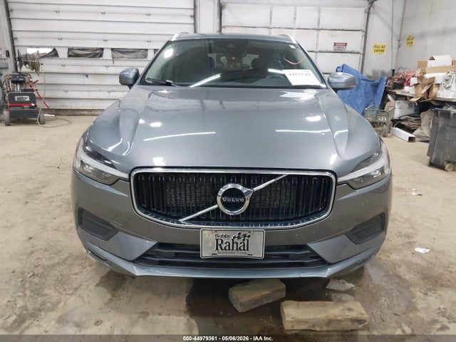 Volvo XC60 T5 Momentum