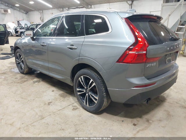 Volvo XC60 T5 Momentum
