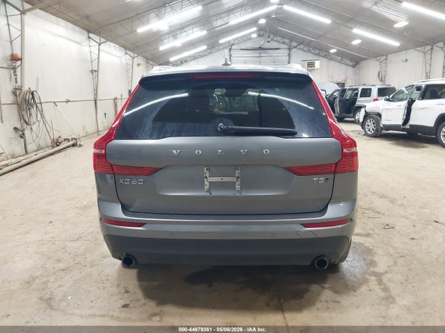 Volvo XC60 T5 Momentum