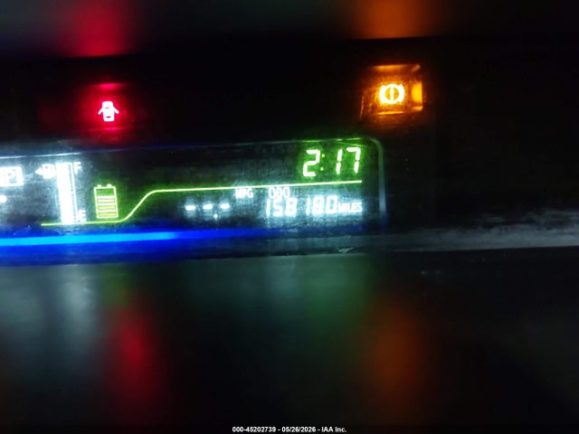 Toyota Prius v Three