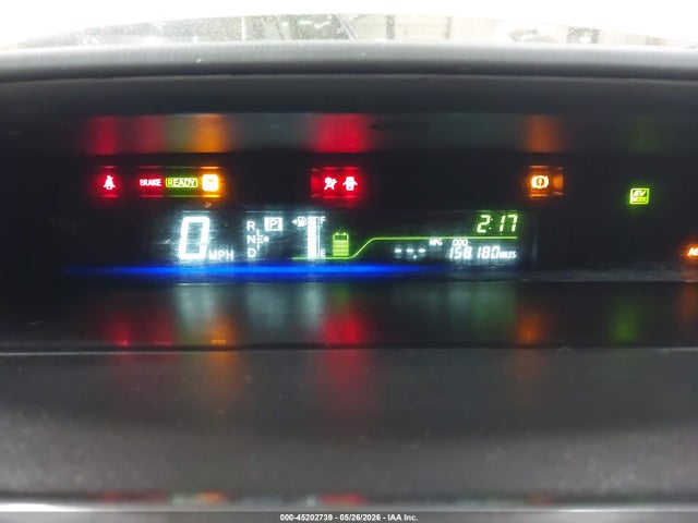 Toyota Prius v Three