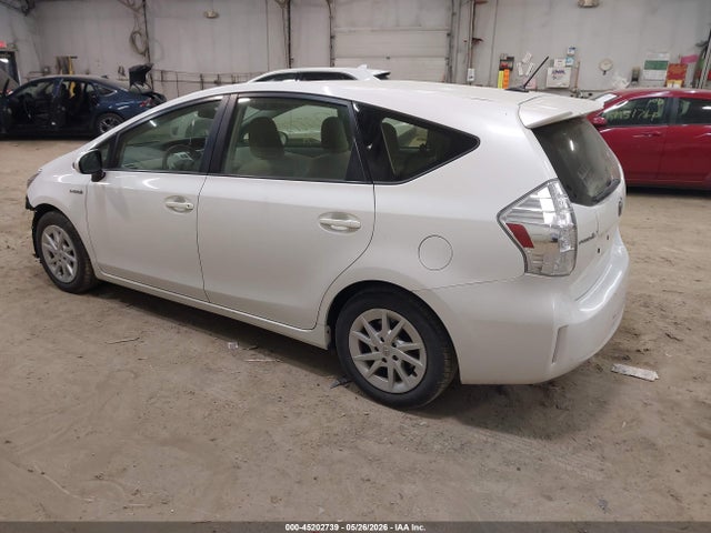 Toyota Prius v Three
