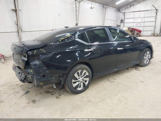 Nissan Altima S Fwd