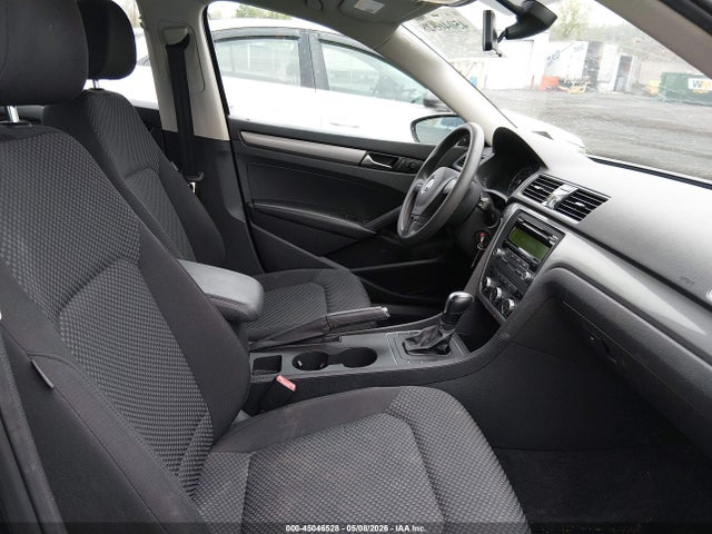 Volkswagen Passat 2.5l S