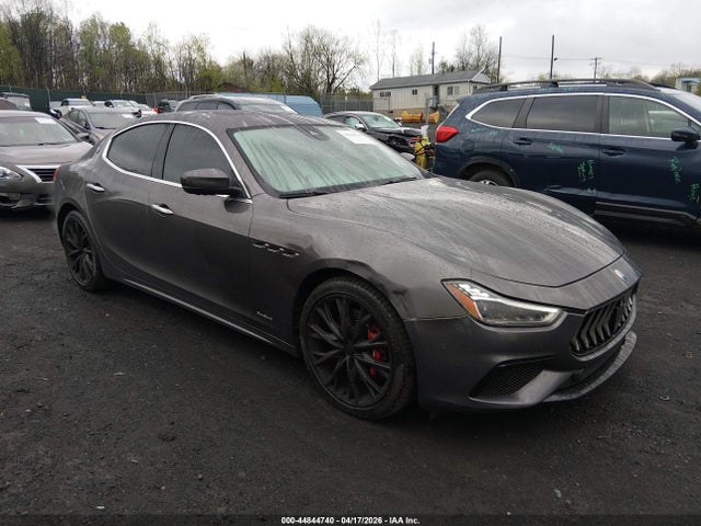 Salvage Maserati Ghibli Image