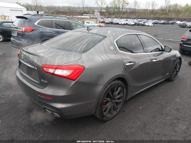 Maserati Ghibli S Q4 Gransport