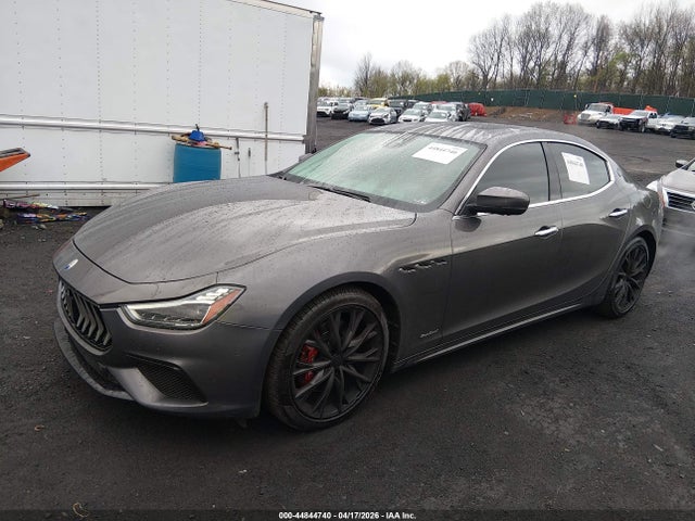 Maserati Ghibli S Q4 Gransport