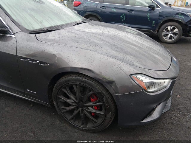 Maserati Ghibli S Q4 Gransport