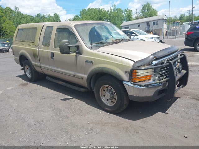 Salvage Ford F-250 Image