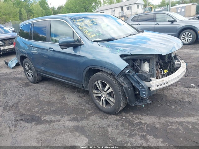 Salvage Honda Pilot Image