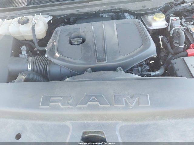 Ram 1500 Big Horn  4x4 5'7 Box