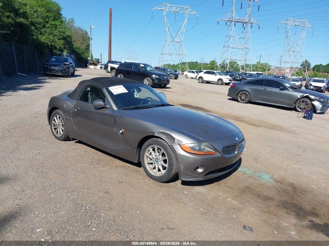 Salvage BMW Z Series Image