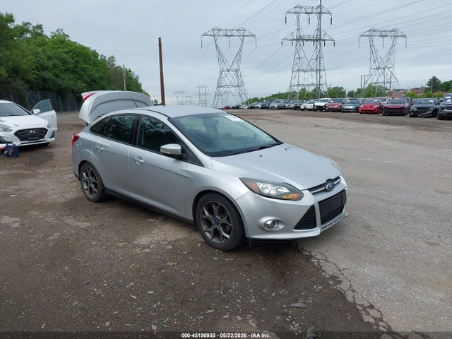 Salvage Ford Focus Image
