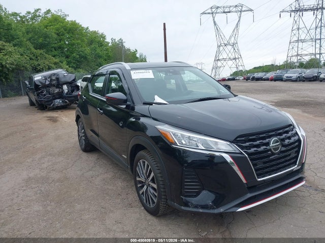 Salvage Nissan Kicks Image