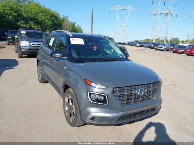 Salvage Hyundai VENUE Image