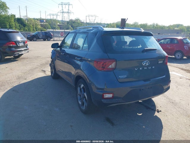 Hyundai VENUE Limited