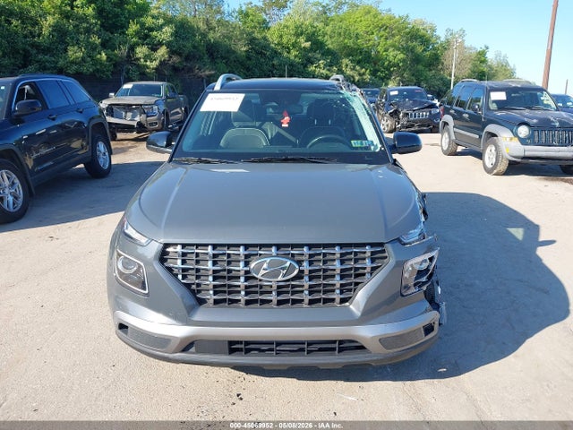 Hyundai VENUE Limited