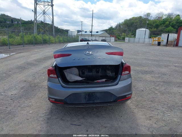 Hyundai ELANTRA Value Edition