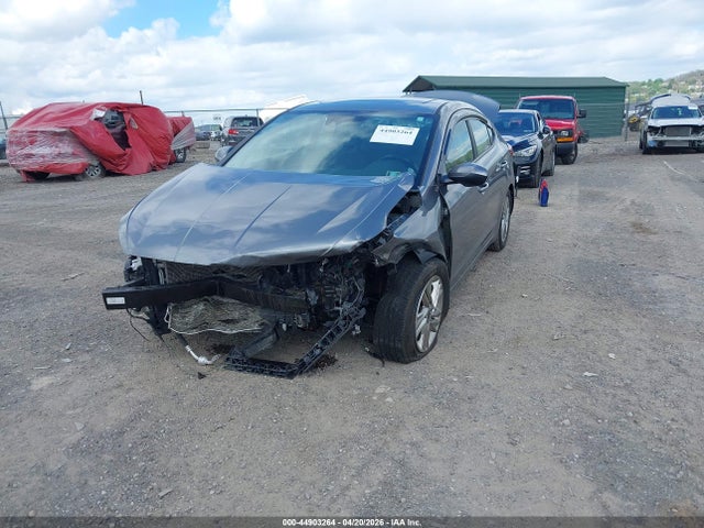 Hyundai ELANTRA Value Edition