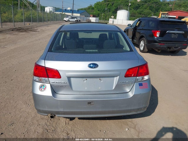 Subaru Legacy 2.5i Premium
